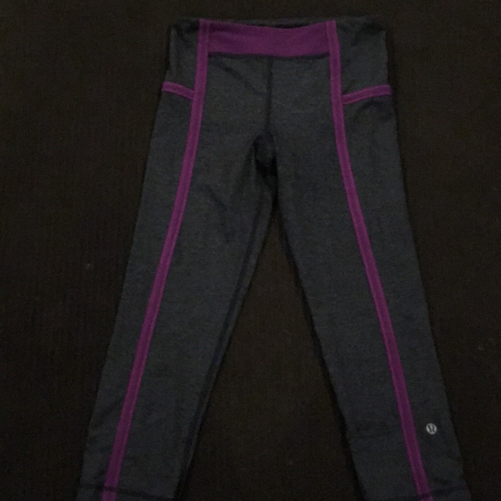 Lululemon capris pants